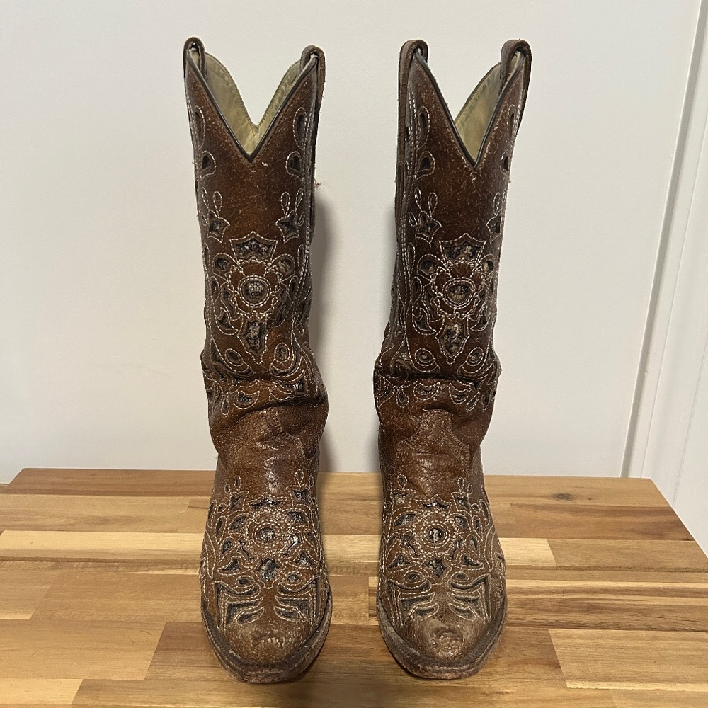 CORRAL VINTAGE A3216 WOMEN CRACKLED BROWN SNIP TOE LEATHER BOOTS W/ SEQUIN INLAY